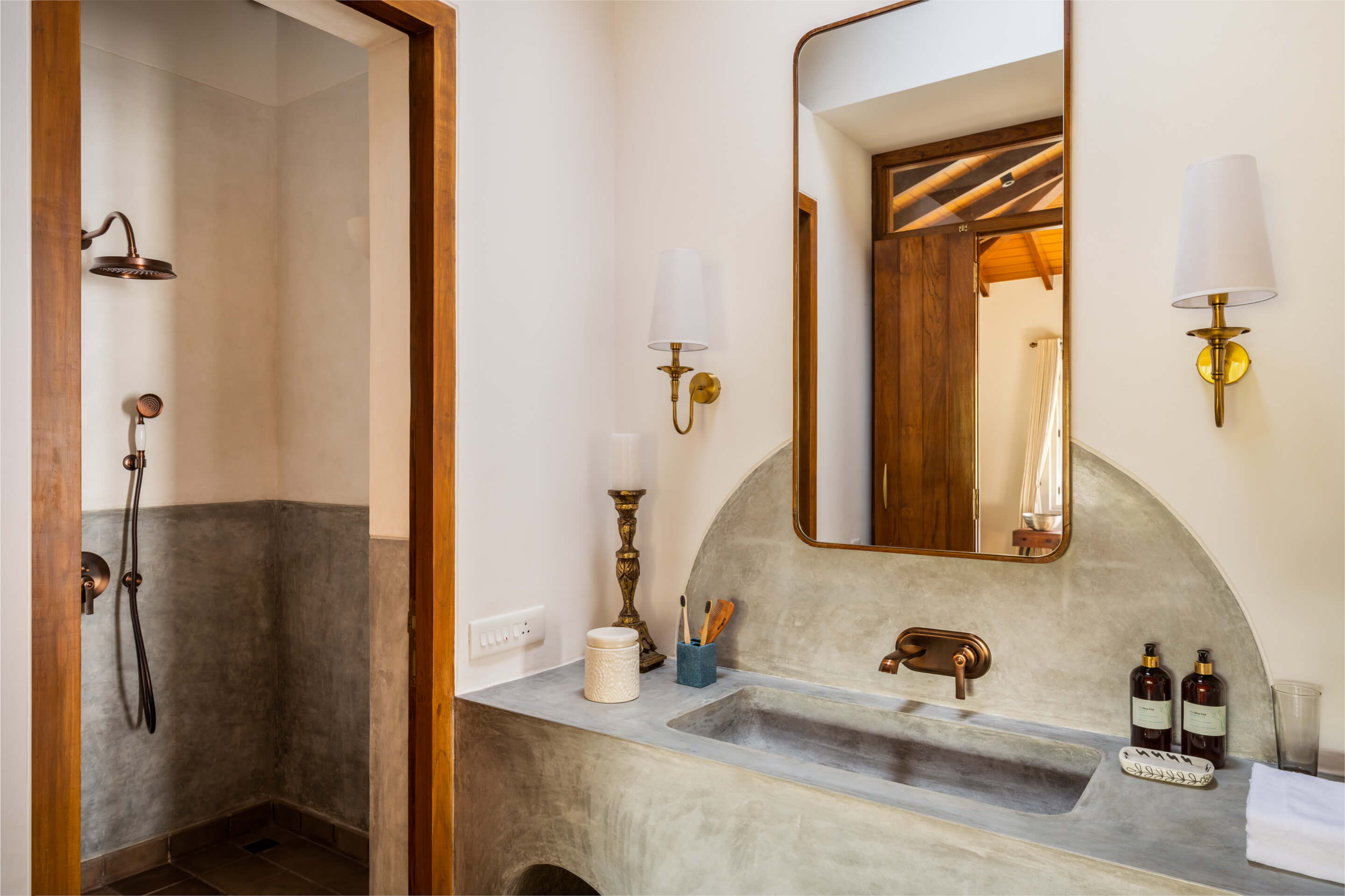 3BHKZV57(U4) - Assagao